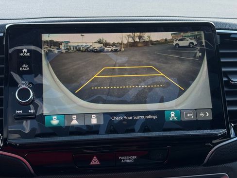 Used 2025 Honda Ridgeline TrailSport image 13