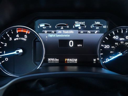 Used 2021 Ford F450 Platinum w/ FX4 Off-Road Package image 24