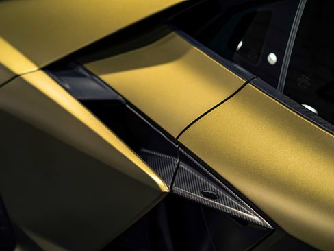Used 2025 Lamborghini Revuelto AWD/4WD image 27