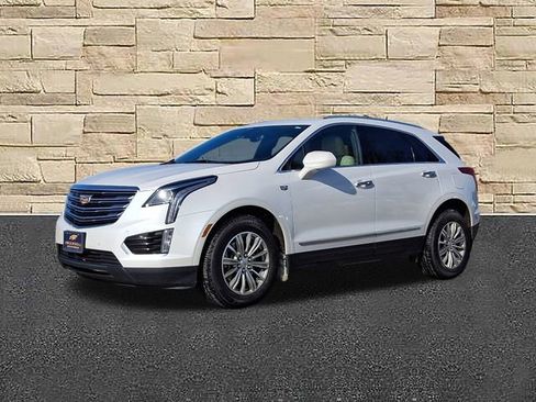 Used 2019 Cadillac XT5 Luxury image 1