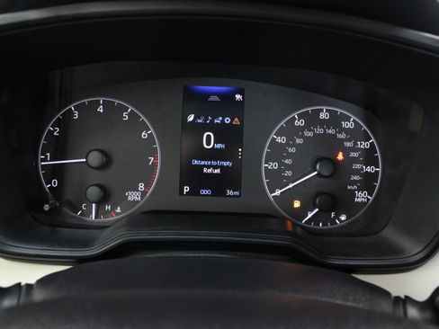 Used 2025 Toyota Corolla LE FWD image 34