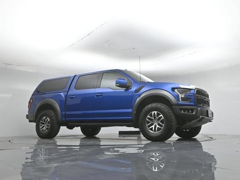 Used 2018 Ford F150 Raptor w/ Equipment Group 802A Luxury AWD/4WD image 4