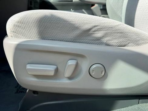 Used 2020 Toyota Sienna LE FWD image 14