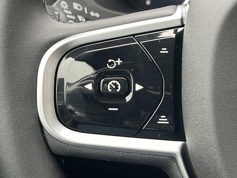 New 2026 Volvo XC60 B5 Plus w/ Climate Package image 26