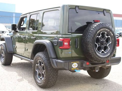 Used 2023 Jeep Wrangler Unlimited Rubicon 4xe w/ Cold Weather Group AWD/4WD image 3