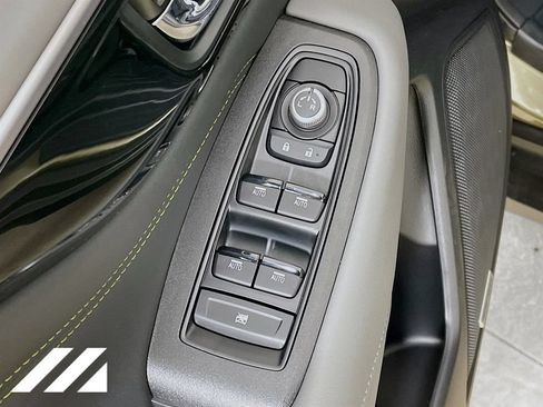 Used 2025 Subaru Outback Onyx Edition AWD/4WD image 19