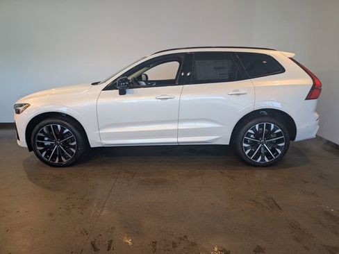 New 2026 Volvo XC60 B5 Ultra w/ Protection Package Premier image 3