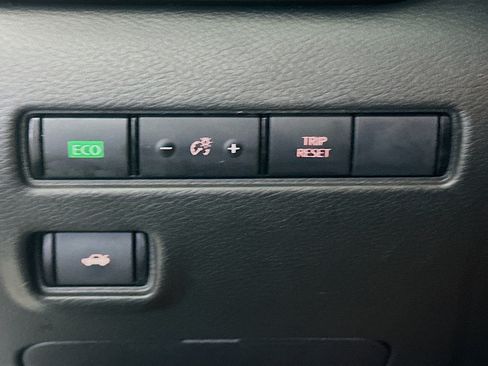 Used 2023 Nissan Sentra SV w/ All-Weather Package FWD image 16