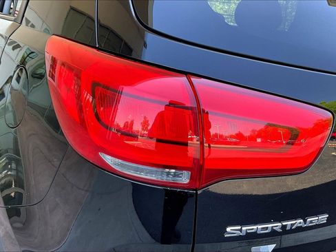 Used 2014 Kia Sportage LX FWD image 21