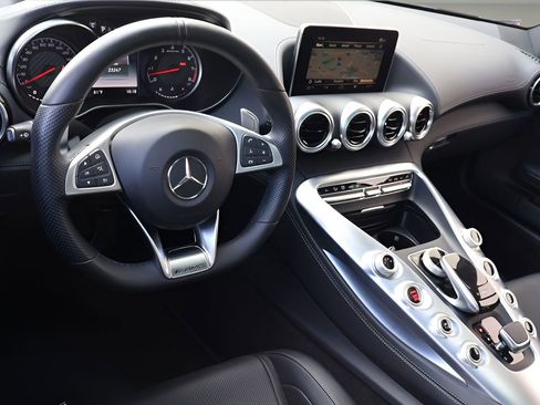 Used 2019 Mercedes-Benz AMG GT Coupe image 11