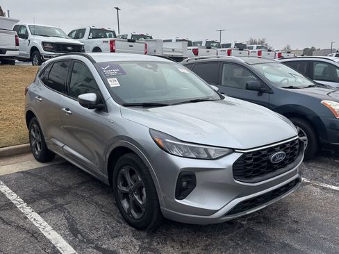 Used 2023 Ford Escape ST-Line Select w/ Tech Pack #1 image 2