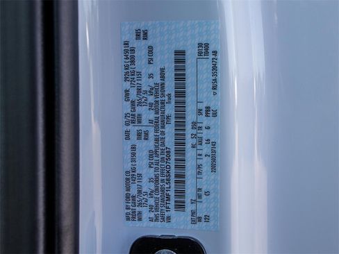 Used 2025 Ford F150 XL w/ Equipment Group 103A High image 38