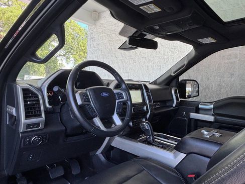 Used 2017 Ford F150 Lariat w/ Equipment Group 502A Luxury image 17