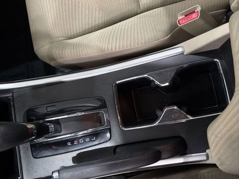 Used 2014 Honda Accord LX image 23