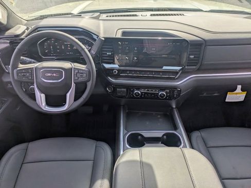 New 2026 GMC Sierra 2500 SLT w/ SLT Premium Package AWD/4WD image 17