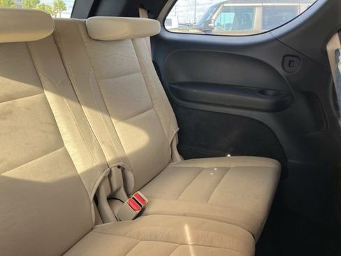 Used 2022 Dodge Durango SXT w/ Anodized Platinum Package image 16