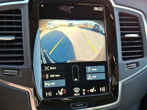 Used 2020 Volvo XC90 T6 Momentum image 22