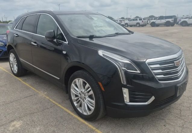 Used 2018 Cadillac XT5 Premium Luxury FWD image 1
