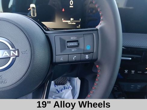 New 2026 Nissan Kicks SR image 12