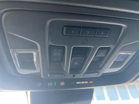 Used 2023 GMC Sierra 1500 AT4X image 36