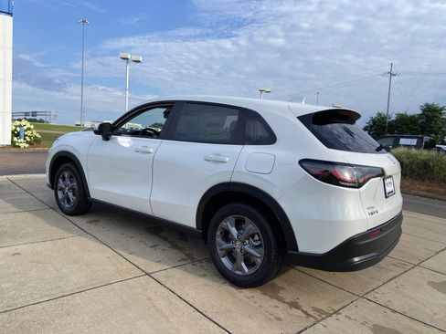 New 2027 Honda HR-V LX image 7