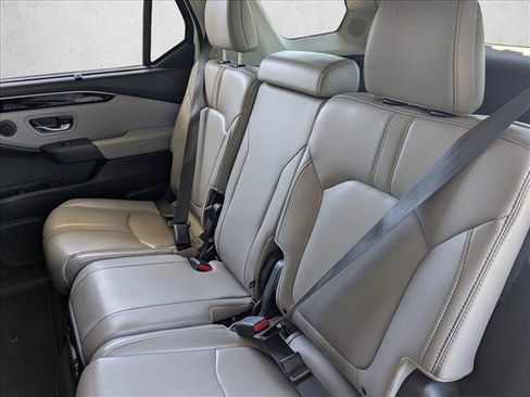 Used 2023 Honda Pilot Touring image 21