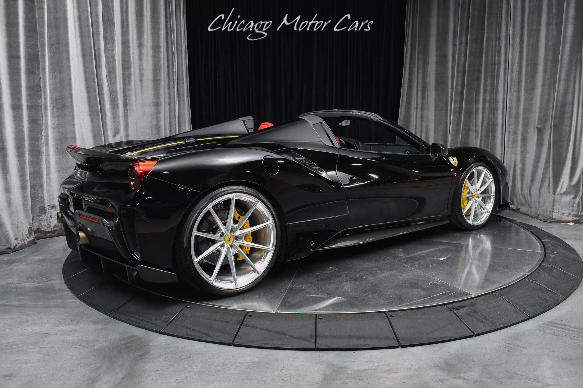Used 2016 Ferrari 488 Spider RWD image 6