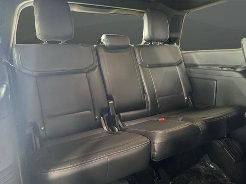New 2026 Ford Expedition Platinum w/ Stealth Performance Package image 32