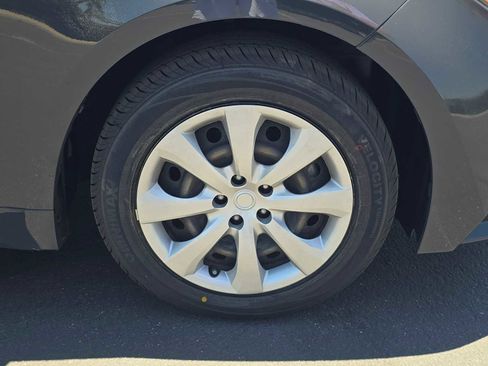 Used 2024 Toyota Corolla LE FWD image 9
