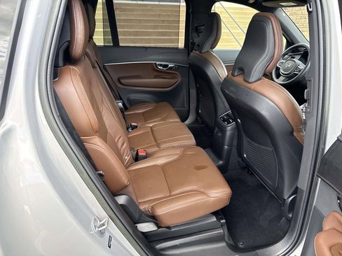 Used 2023 Volvo XC90 T8 Ultimate w/ Protection Package Premier AWD/4WD image 11