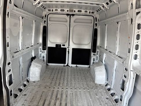 Used 2023 RAM ProMaster 3500 FWD image 23