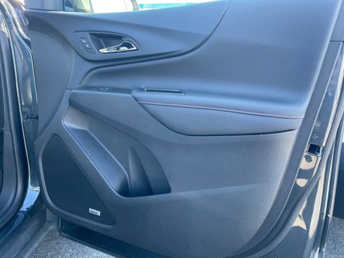 Certified 2023 Chevrolet Equinox RS w/ RS Leather Package image 28