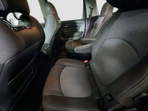 Used 2017 Chevrolet Traverse LT w/ Style and Technology Package FWD image 26