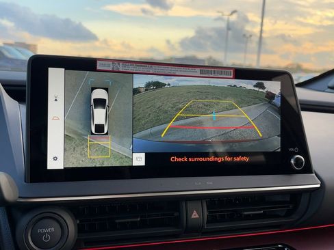 New 2026 Toyota Prius Plug-In Hybrid image 18