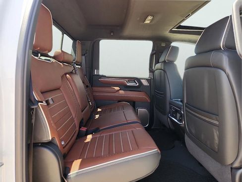 New 2026 GMC Sierra 3500 Denali Ultimate AWD/4WD image 19