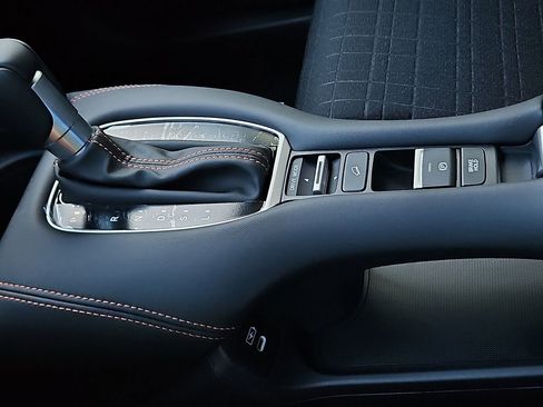 New 2026 Honda HR-V Sport image 24