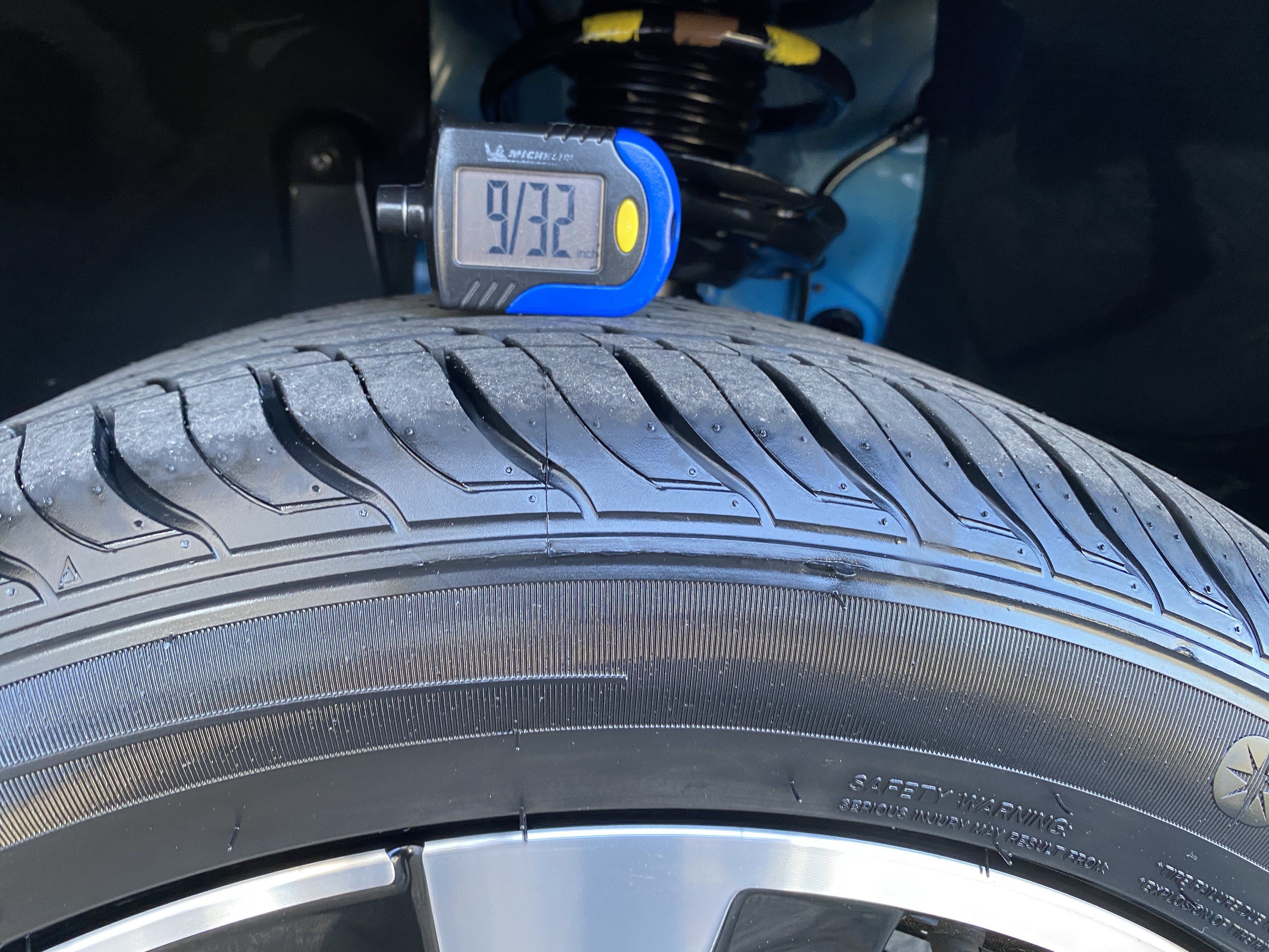 Certified 2023 Volkswagen Taos SE w/ Panoramic Sunroof Package FWD image 21