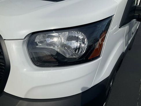 New 2026 Ford Transit 250 Low Roof RWD image 9