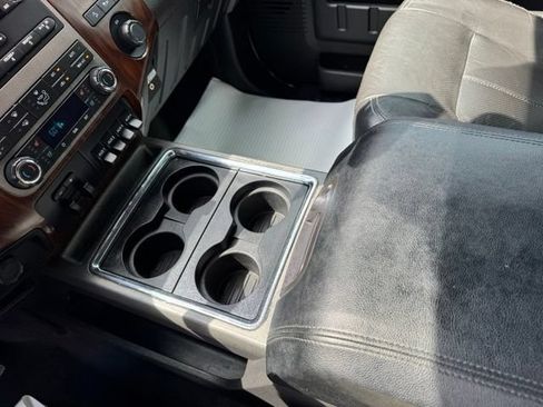 Used 2012 Ford F250 Lariat w/ Chrome Pkg AWD/4WD image 21