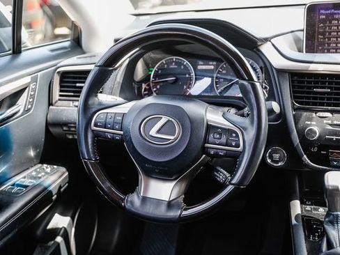 Used 2019 Lexus RX 350L Luxury FWD image 14