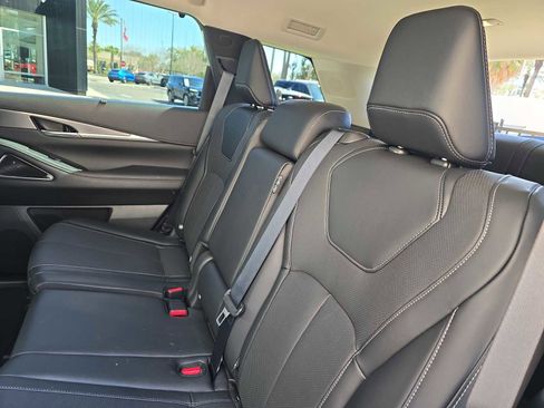 Certified 2026 INFINITI QX60 Luxe w/ Cargo Package image 12