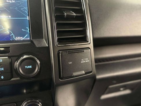 Used 2019 Ford F150 XLT w/ Equipment Group 302A Luxury AWD/4WD image 29