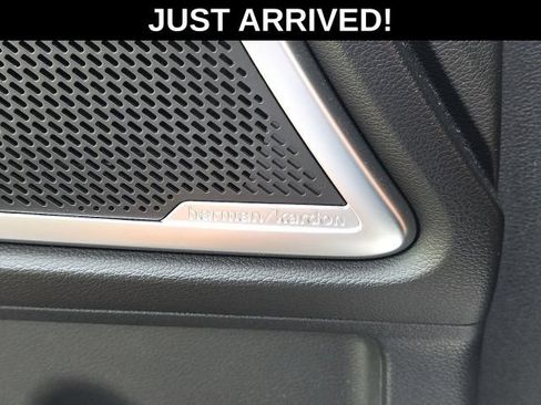 Used 2021 Kia Telluride SX w/ Towing Package FWD image 15