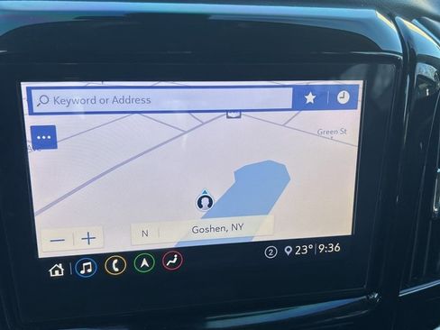 Used 2020 Chevrolet Traverse RS image 12