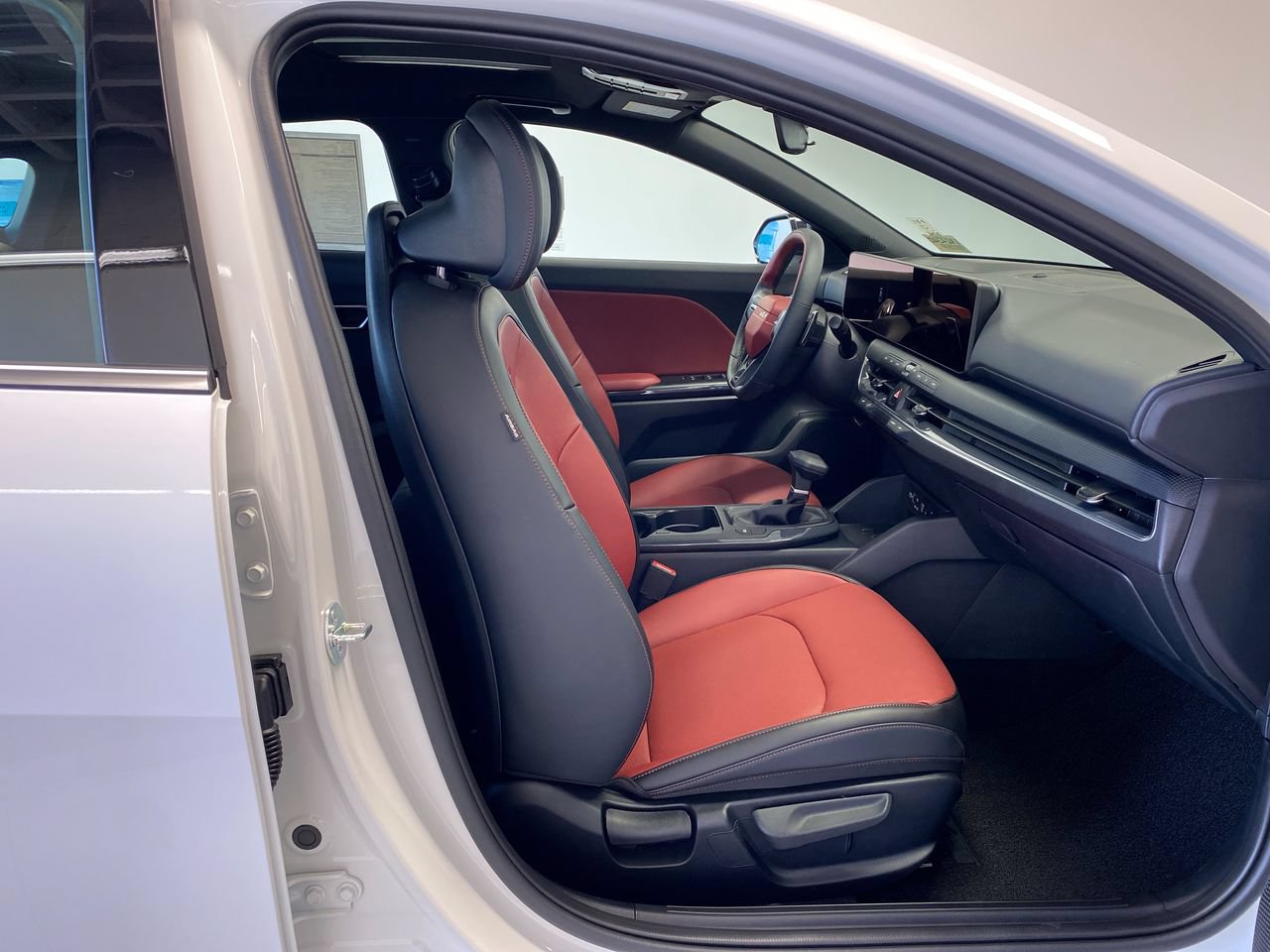 New 2026 Kia K4 GT-Line FWD image 30