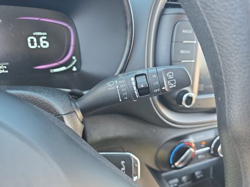 Used 2023 Kia Soul LX image 23