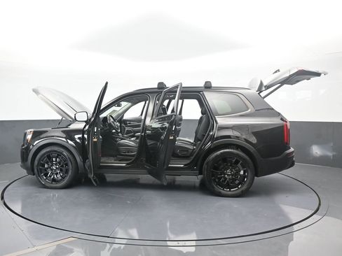 Used 2022 Kia Telluride SX w/ SX Prestige Package image 89