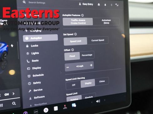 Used 2023 Tesla Model 3 Standard Range image 17