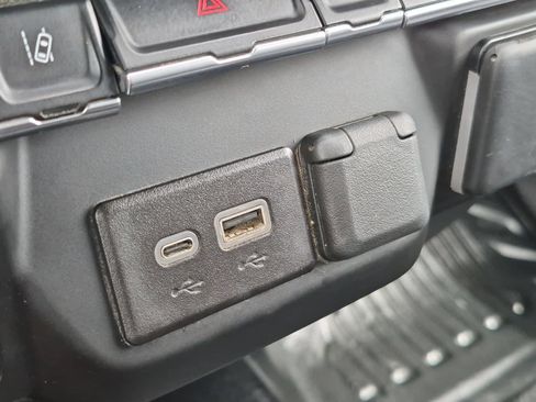 Used 2024 GMC Sierra 3500 Pro w/ Convenience Package AWD/4WD image 28
