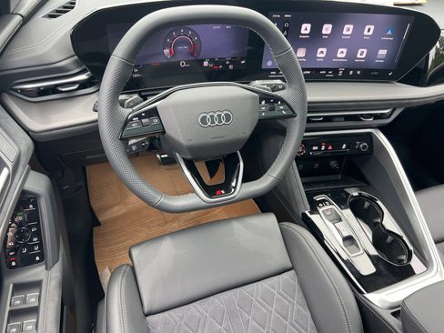 New 2026 Audi SQ5 Premium Plus AWD/4WD image 32